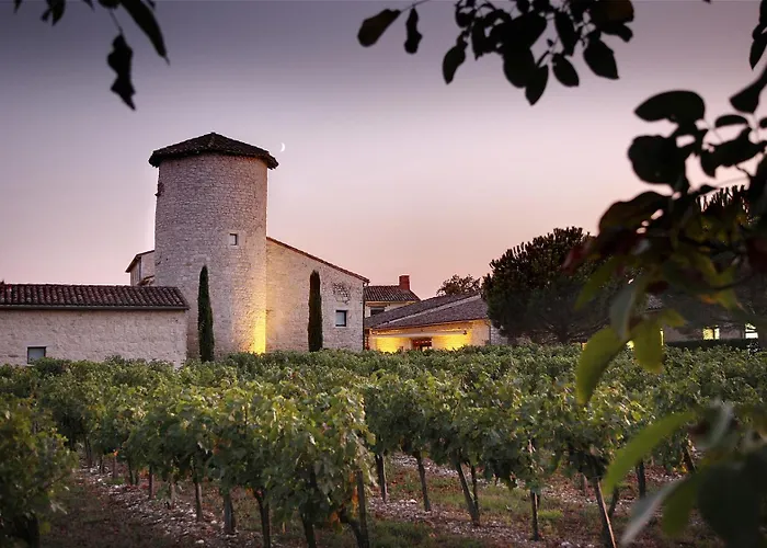 Chateau De Salettes